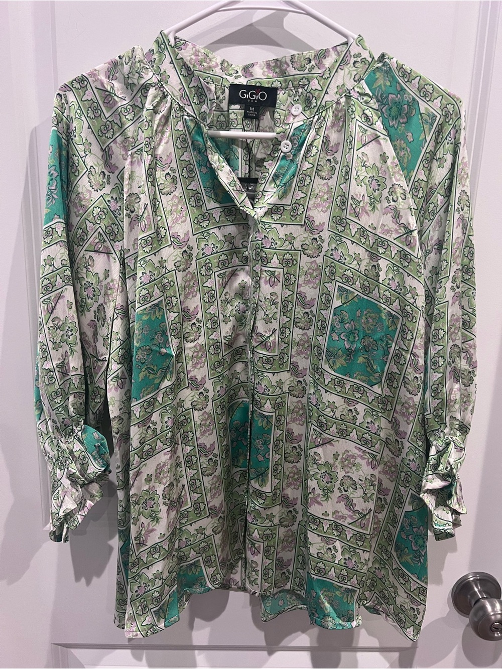 NWT GiGiO Top Size Medium